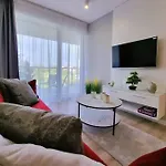 Westin House 109 - Basen, Sauna, Jacuzzi I Prywatny Parking W Cenie Lägenhet