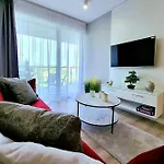 Westin House Resort 109 Apartament z Balkonem Basen i SPA Jacuzzi Sauna Parking Gratis