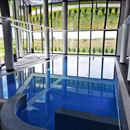 Westin House 109 - Basen, Sauna, Jacuzzi I Prywatny Parking W Cenie Колобжег