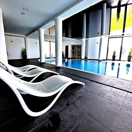 Westin House Balkon Basen Apartament