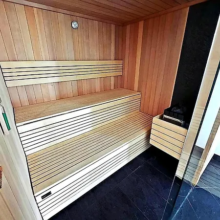Westin House Balkon Basen Apartament